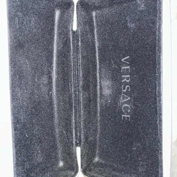 Versace unisex sunglassess - Picture 7 of 10